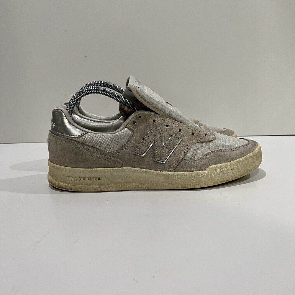 New Balance Womens 300 V2 Court WRT300G2 Beige Silver Round Toe Athletic Shoes 9